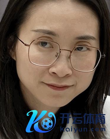 女子提倡车厢茅厕改成女播音员 卫健委回答爆笑霸总短剧引热议